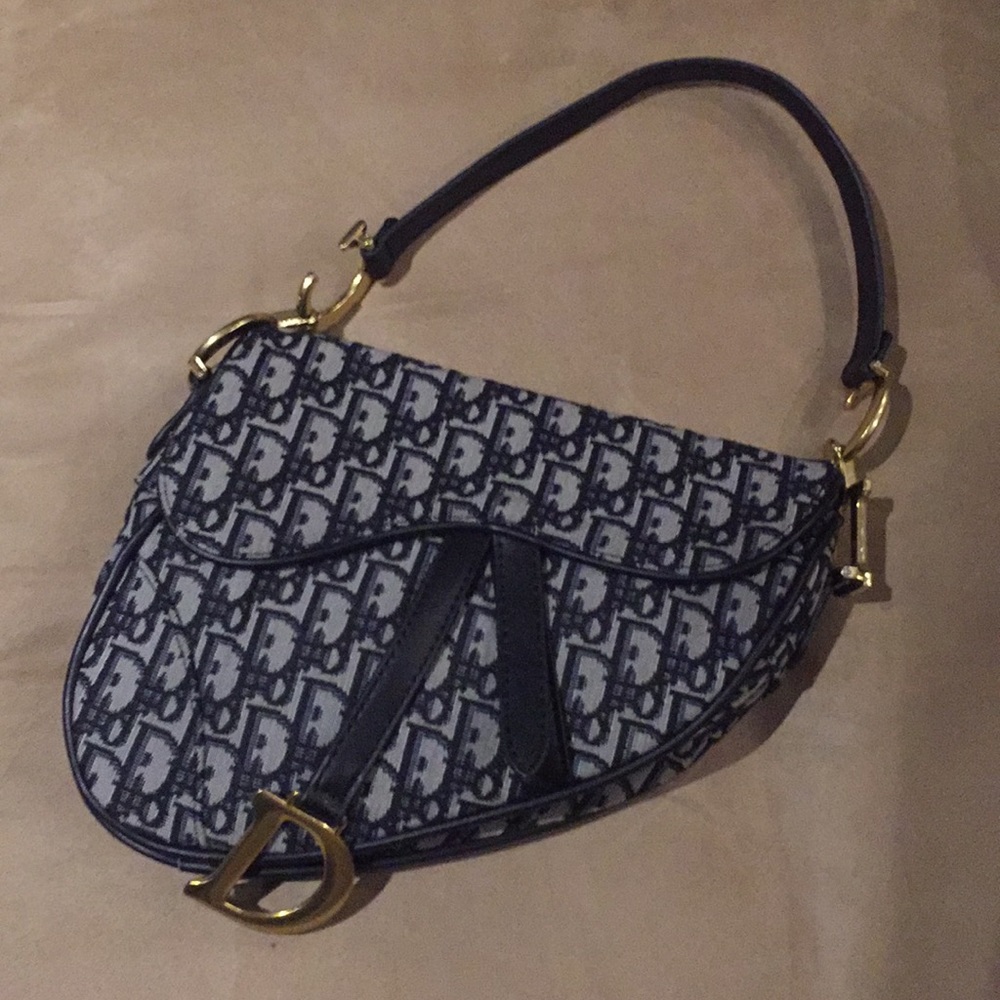 Saddle bag